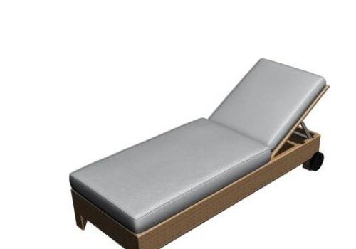 Solid Daybed